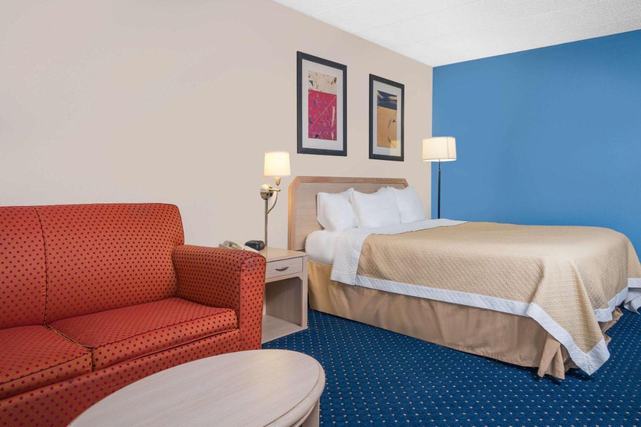 Days Inn Hotel & Conference Center La Crosse Exterior foto